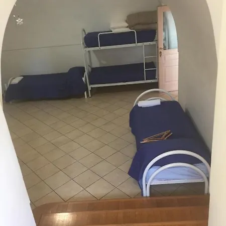 Gallery Bed & Breakfast *
