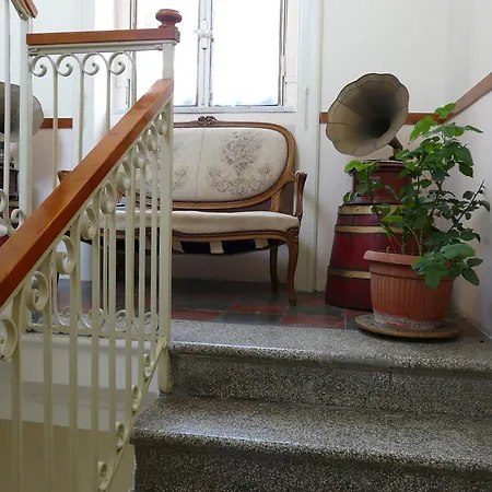 Bed & Breakfast Gallery *