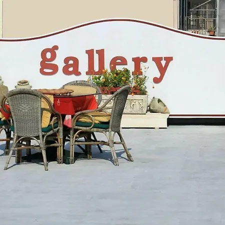 Bed & Breakfast Gallery