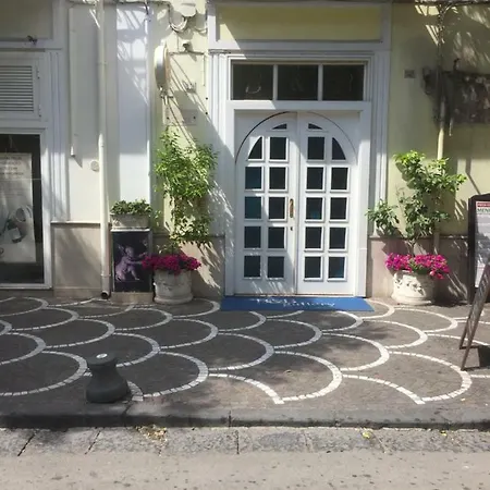 Bed & Breakfast Gallery *